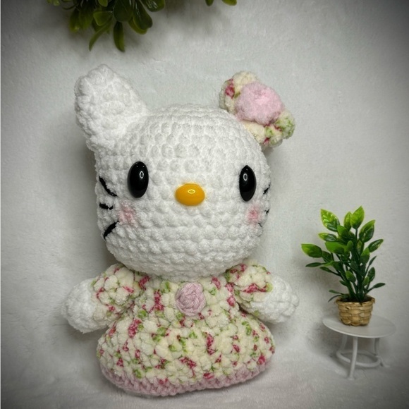 Handmade crocheted kitty in a floral dress - Picture 1 of 6